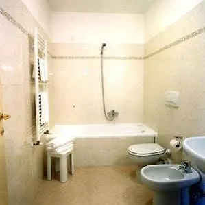 Europa 2* Firenze